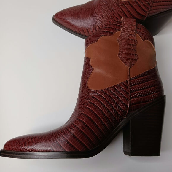 Marc Fisher Gona western Bootie, Leather upper, Women's size 8M - Picture 4 of 12